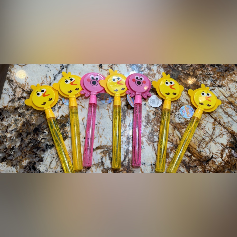 -Cute Pink & Yellow Character Bubble Wands/Clapper Toys
